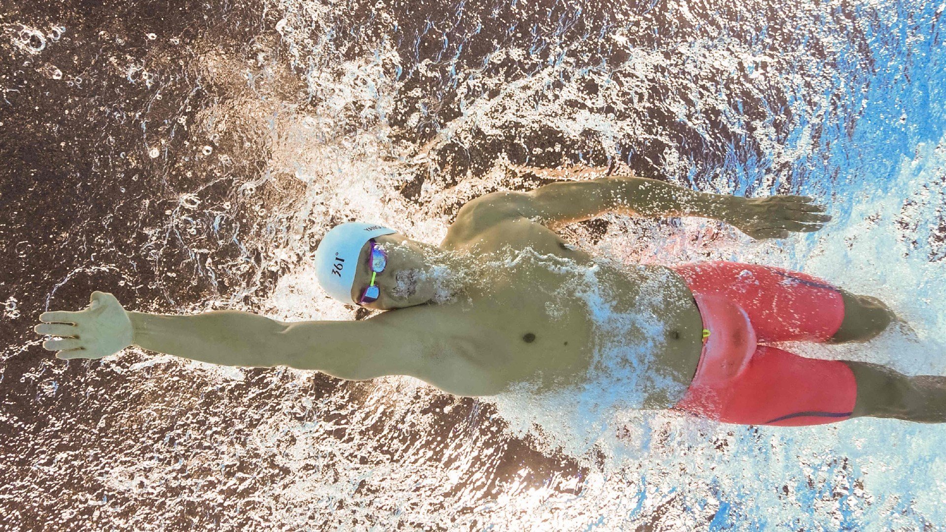 拉什福德一剑封喉，英格兰玫瑰战争险胜苏格兰