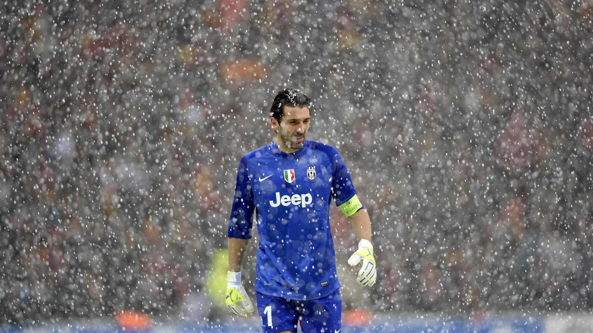 开云体育中国-F1年度争冠之夜，卡马文加点燃赛场